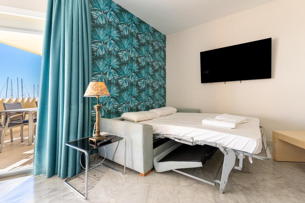 Wintowinrentals Luxury And Sea View Inside Puerto Marina Benalmádena Dış mekan fotoğraf