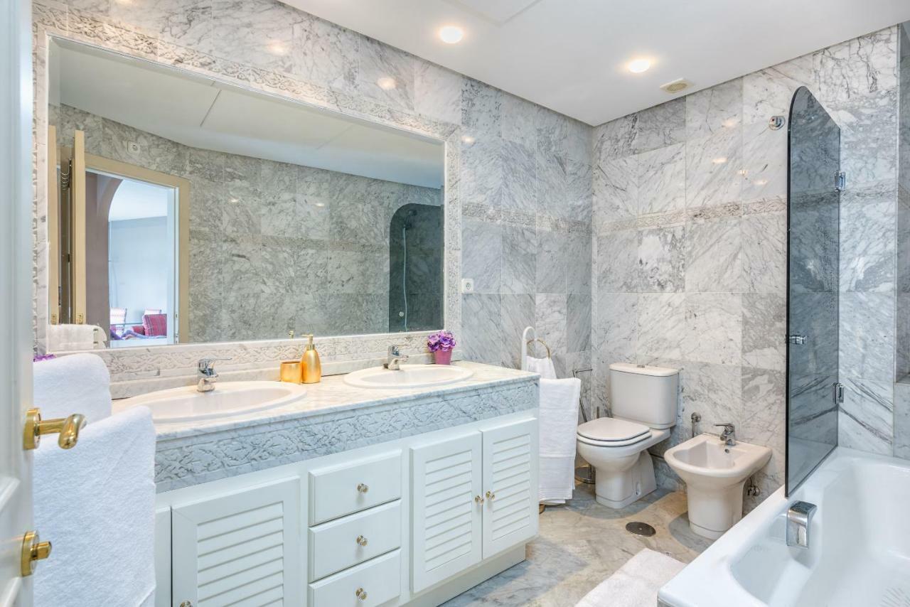 Wintowinrentals Luxury And Sea View Inside Puerto Marina Benalmádena Dış mekan fotoğraf